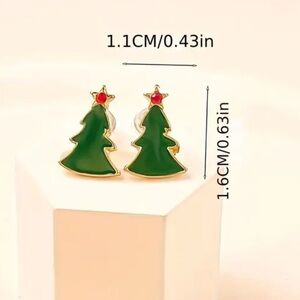 🆕Christmas Tree Stud Earrings